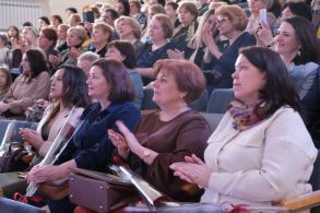 Работников культуры поздравили с профессиональным праздником