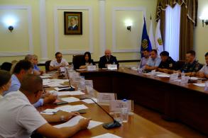 В школах Астрахани усилены требования антитеррористической защищенности