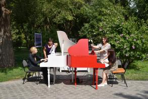 На выходных – детское караоке и дискотека