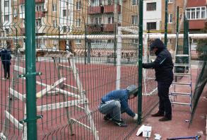 Детская площадка на Звездной, 47 восстановлена