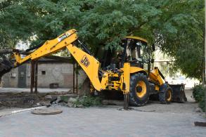 В Советском районе приступили к ремонту еще одной дворовой территории