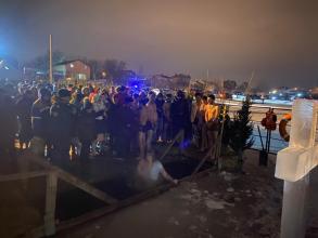 В ночных крещенских купаниях приняло участие почти 1800 астраханцев