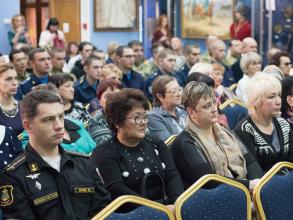 Администрация города поздравила Комитет солдатских матерей с 25-летием