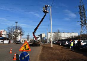 На улице Б.Алексеева сделали освещение