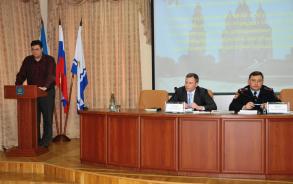 Борьба с рекламой «спайсов» - на контроле в администрации города