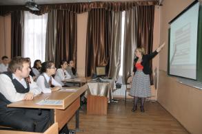 Астраханских учеников готовят к сдаче ЕГЭ