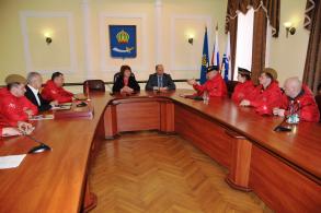 Участники международного автопробега посетили Астрахань