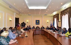 Олег Полумордвинов: «При ремонте дворов мы используем комплексный подход»