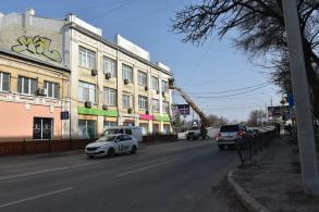 Здания на улице Адмиралтейской становятся чище