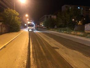 На улице Белгородской ремонтируют дорогу