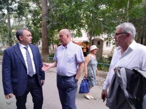 В школе 74 развернут пункт временного размещения людей 