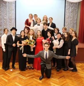 Астраханский школьный театр стал победителем во Всероссийском творческом конкурсе-фестивале «Народный артист—2025»