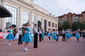 В Астрахани на центральной набережной отметили День Победы
