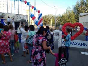 16.09.2017 на территории района были проведены праздничные концерты в микрорайонах Бабаевского и Казачий