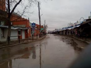 30.03.2018 года с 08-00 до 13-00 Администрацией Кировского района города Астрахани проведены рейдовые мероприятиями на территории рынка Большие Исады