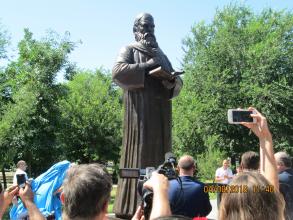 Открытие памятника Омару Хайяму. 