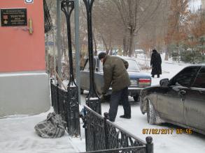 Уборка снега и мероприятия по опиловке на территории района