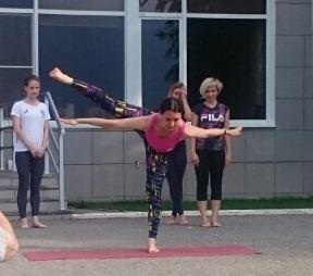 Астраханцы отметили Международный День йоги