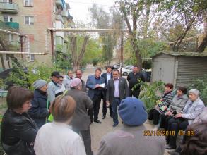 Встреча с населением главой администрации района.