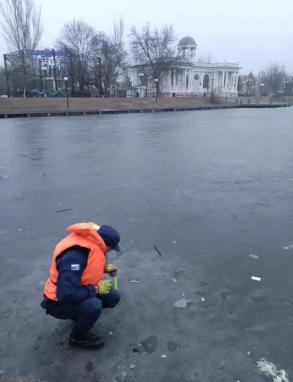 Выход на лед опасен