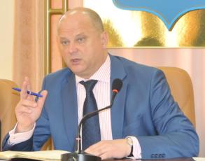 Глава городской администрации потребовал навести порядок в дорожных работах