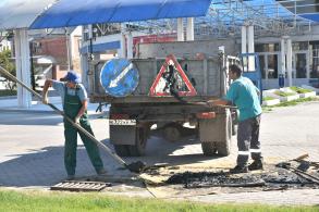 Прочистка ливне-дренажной канализации продолжается