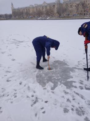 Выход на лёд всё ещё опасен!