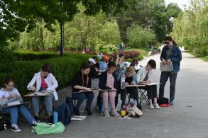 Более 200 юных астраханцев поучаствовали в конкурсе художников