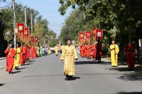 В преддверии Дня города прошел Крестный ход