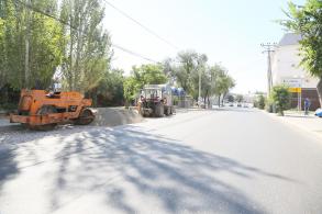 У сквера Нефтяников оборудуют остановочный карман