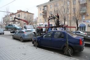 С начала года с улиц города за неправильную парковку эвакуировано более 3500 автомобилей