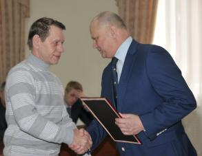 В городской администрации поздравили работников торговли, бытового обслуживания и ЖКХ