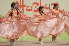 Олег Полумордвинов поздравил астраханцев с праздником Наурыз