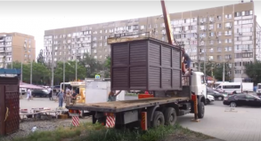 В Кировском районе с начала года демонтировали более 20 нелегальных ларьков