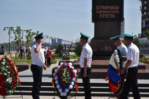 В Астрахани отмечают День пограничника