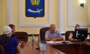 Около 30 астраханцев побывали вчера на приеме в администрации города