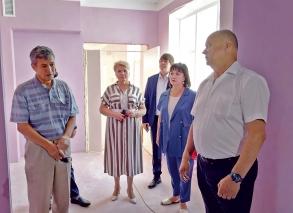 В микрорайоне Бабаевского приступают к благоустройству территории около строящегося детского сада