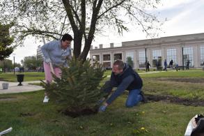 Астраханцы присоединились к Всероссийскому субботнику
