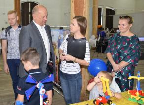 Семейный фестиваль в Астрахани собрал сотни участников