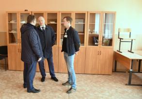 Олег Полумордвинов проинспектировал ход работ в СОШ №58