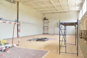 Астраханские школы ремонтируют к новому учебному году