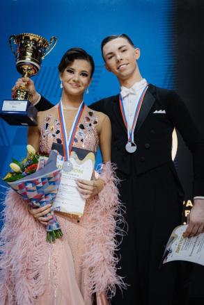 Астраханские танцоры взяли серебро на чемпионате России