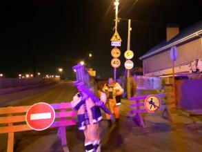 Милицейский мост полностью закрыт