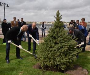 В Астрахани появилась Аллея содружества