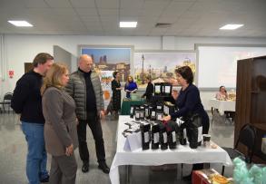 В Астрахани проходит новогодняя выставка-продажа