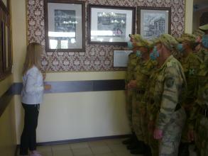 В Астрахани организована выставка для военных