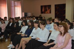 В школе №11 прошёл урок мужества «Мы помним подвиг солдата»