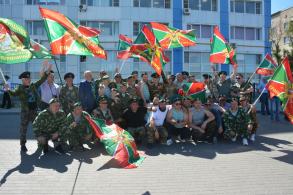 В честь дня пограничника в Астрахани прошёл торжественный митинг