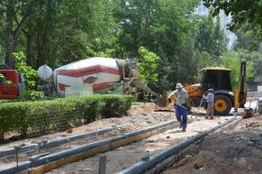 На ремонтируемом участке Комсомольской набережной выполнено 80% бетонных работ