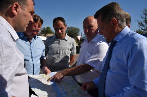 В Трусовском районе завершают ремонт на улице Чкалова